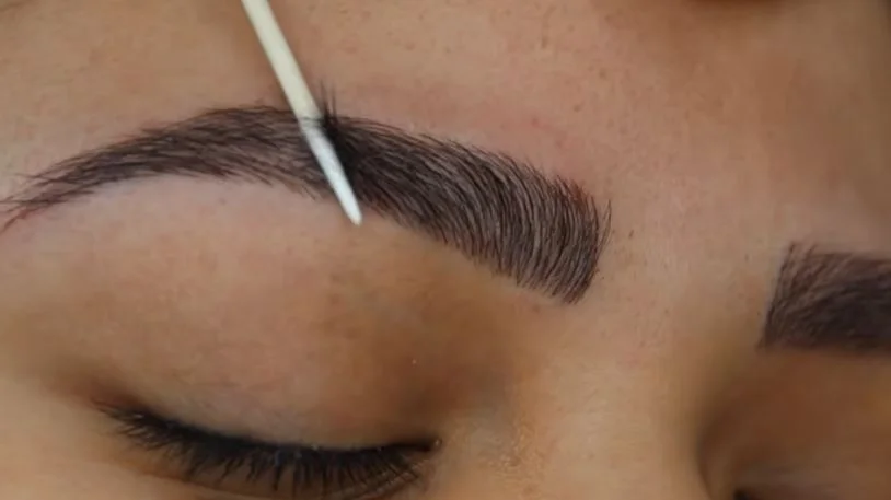 Micropigmentation eyebrows
